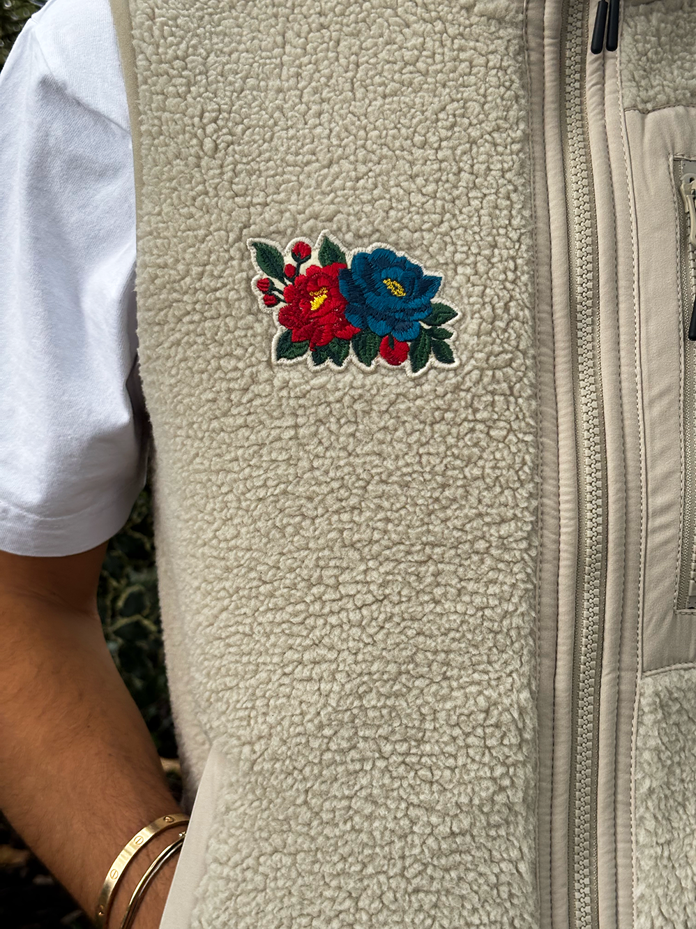 Guaranteed to keep you Hot Unisex sleeveless fleece jacket